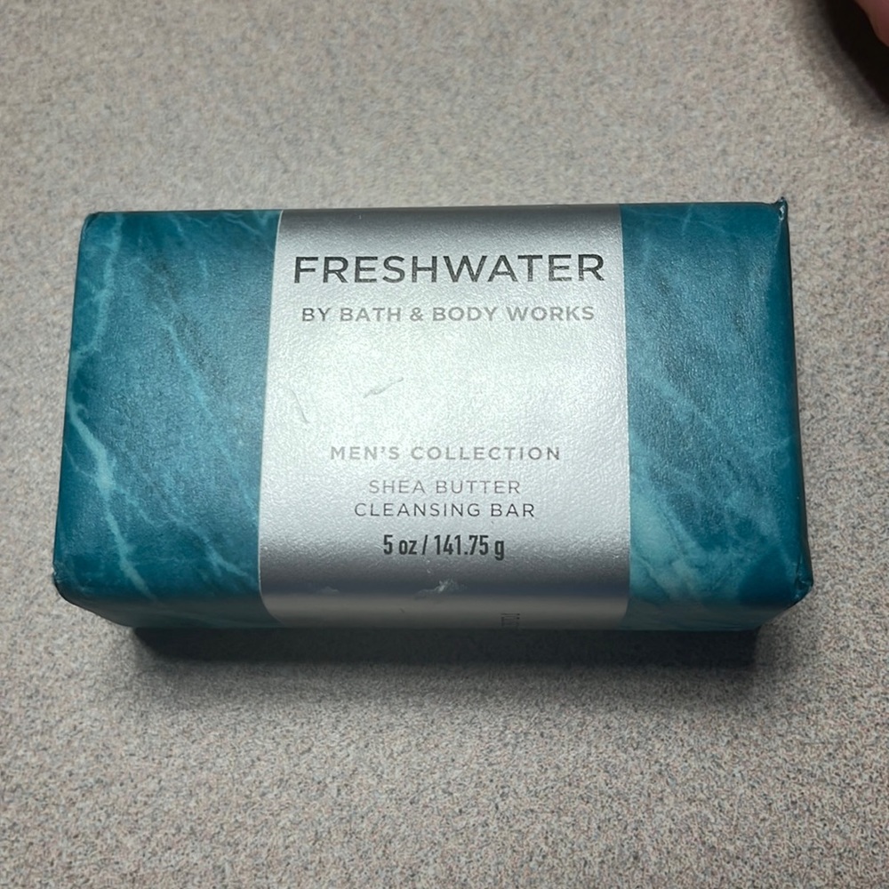 Mens shea butter cleansing bar